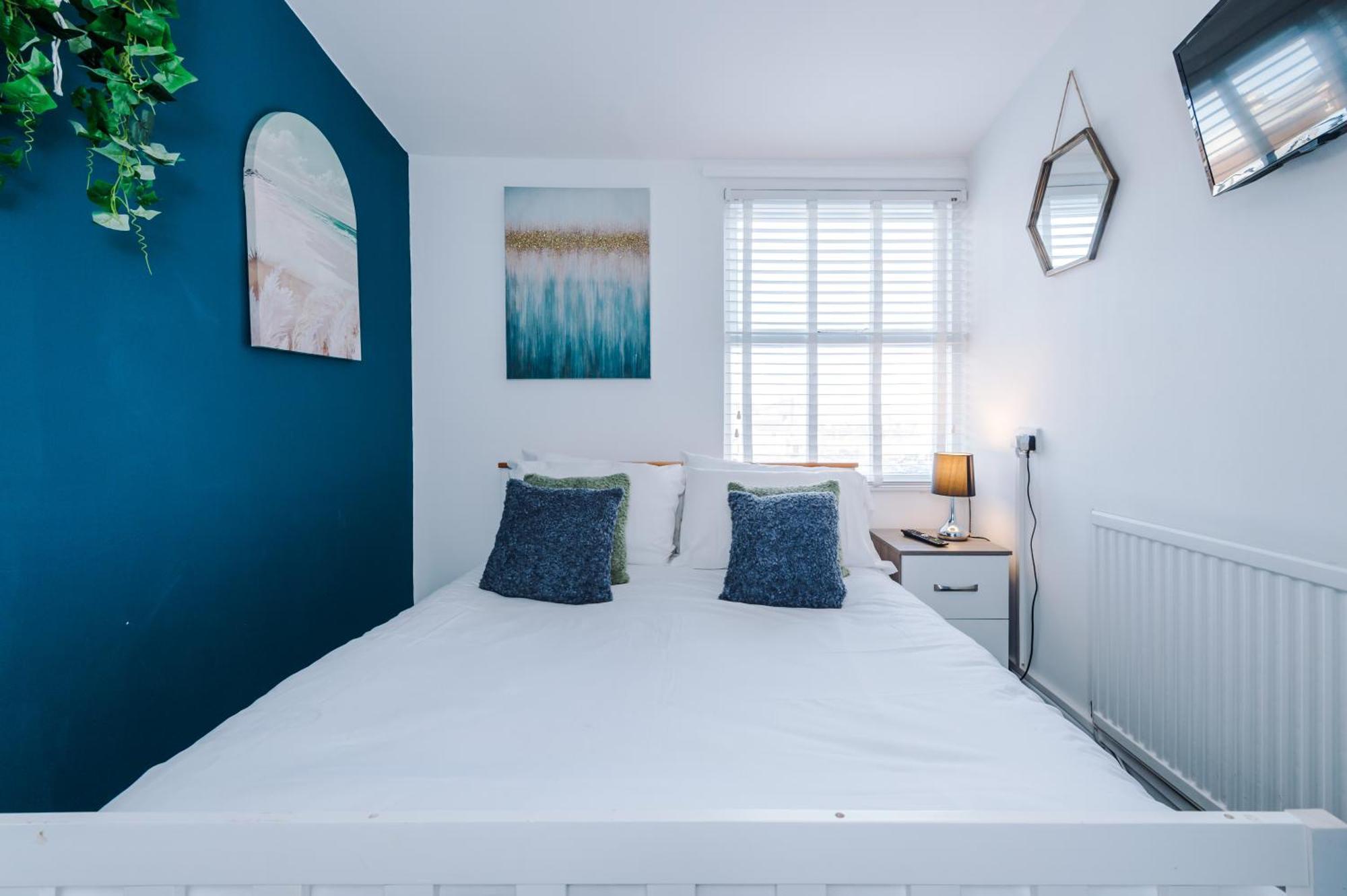 Large 7 Bedroom Town House In Chester City Centre Extérieur photo