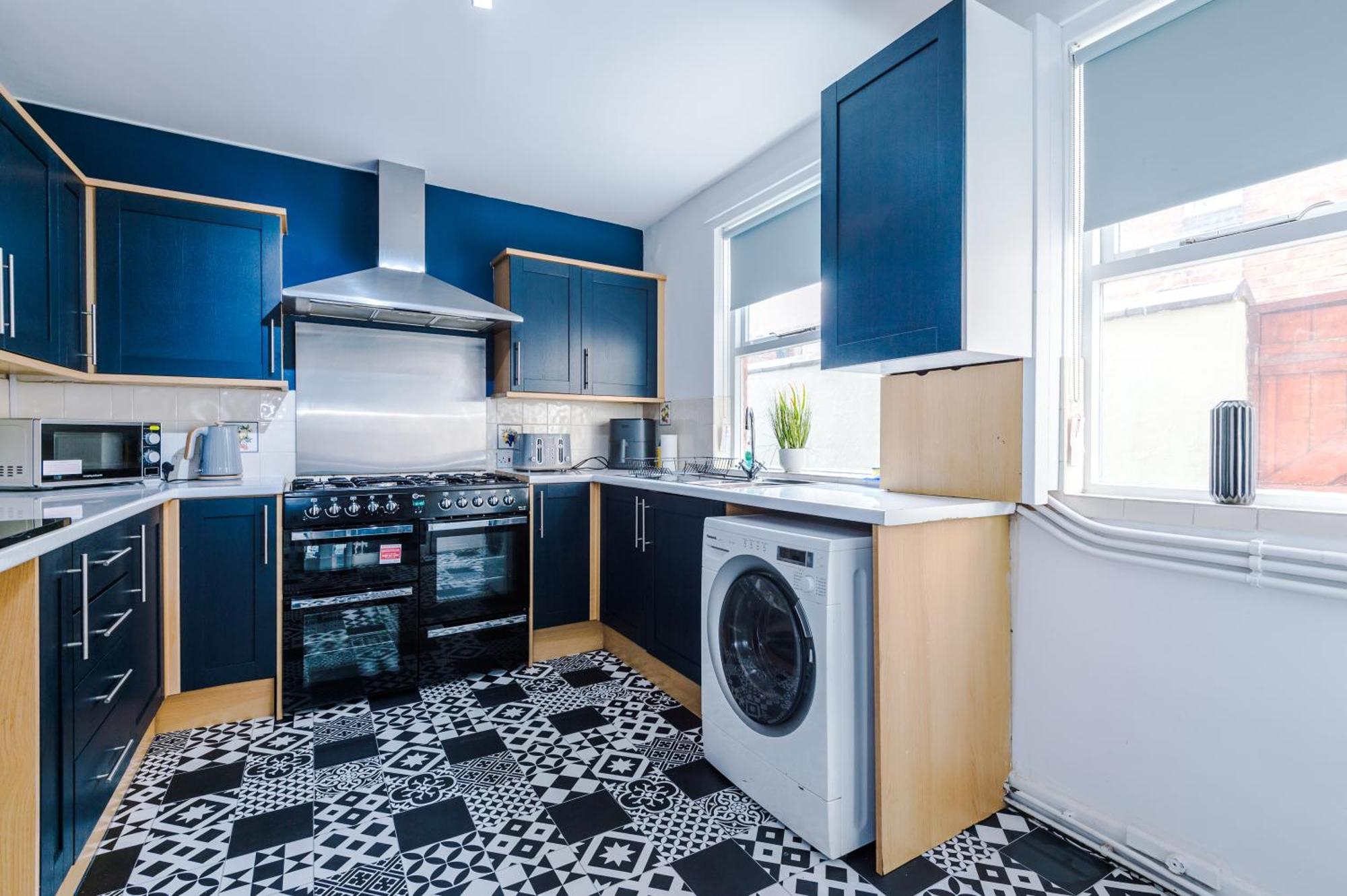 Large 7 Bedroom Town House In Chester City Centre Extérieur photo