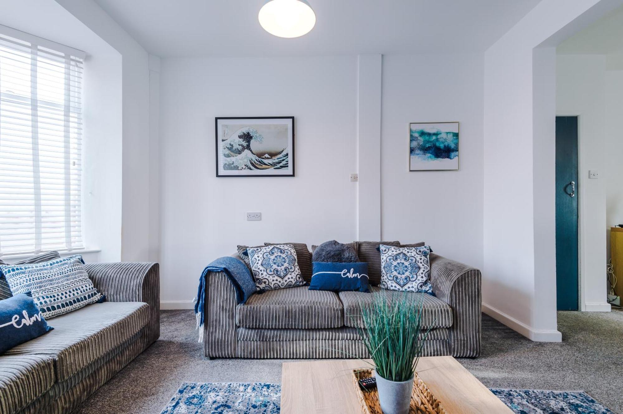 Large 7 Bedroom Town House In Chester City Centre Extérieur photo