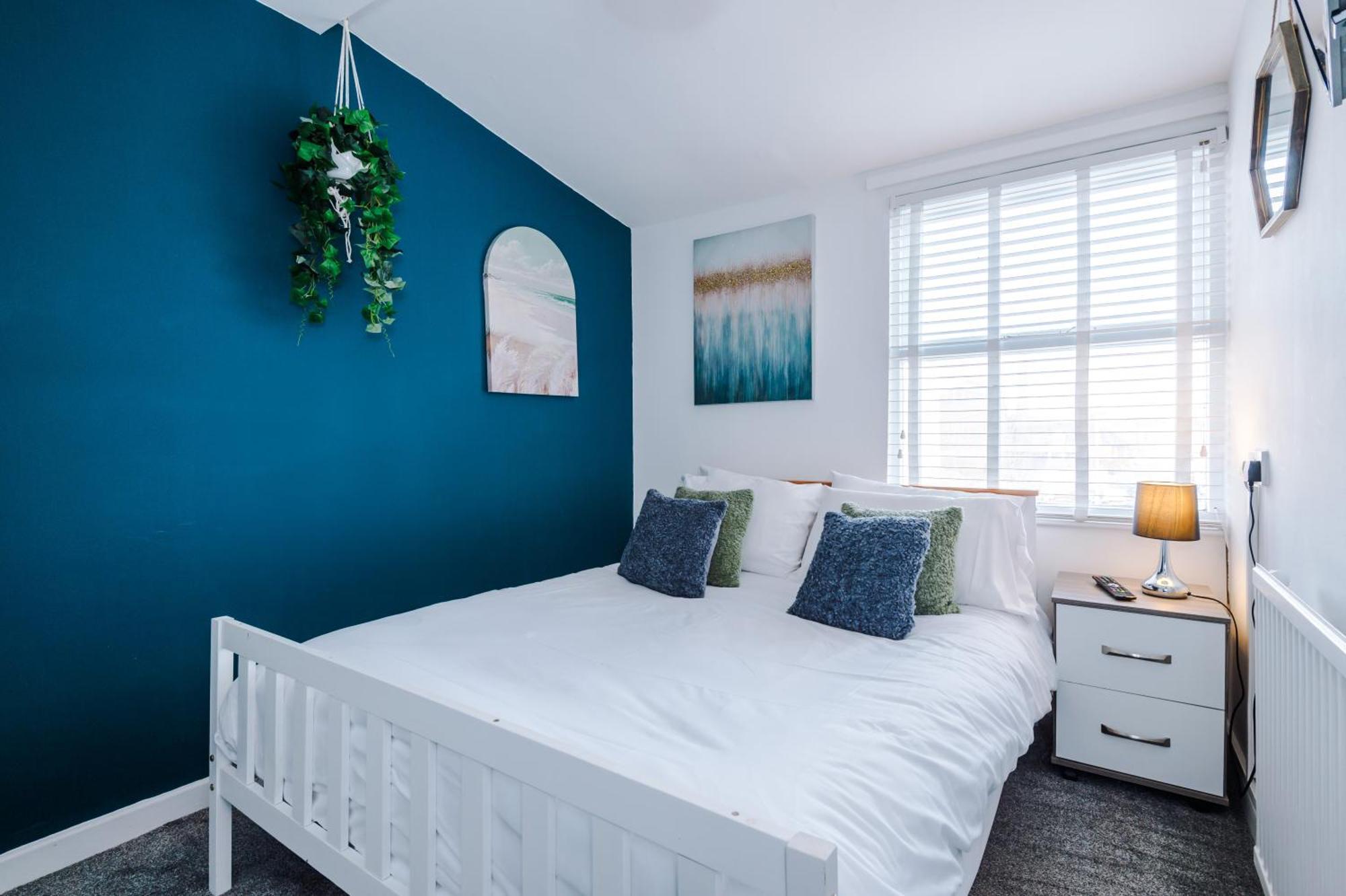 Large 7 Bedroom Town House In Chester City Centre Extérieur photo
