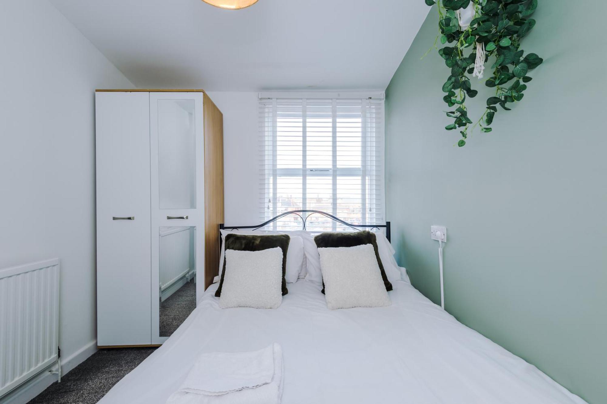 Large 7 Bedroom Town House In Chester City Centre Extérieur photo
