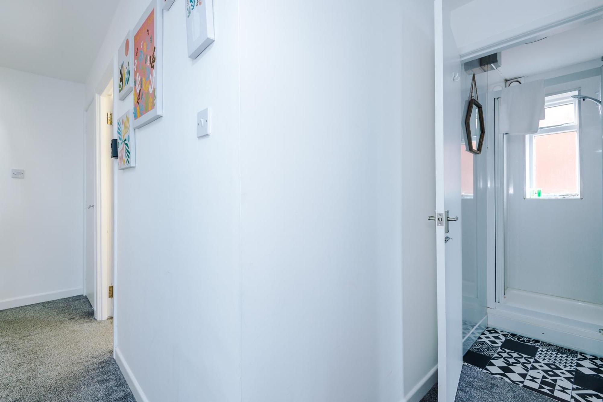 Large 7 Bedroom Town House In Chester City Centre Extérieur photo